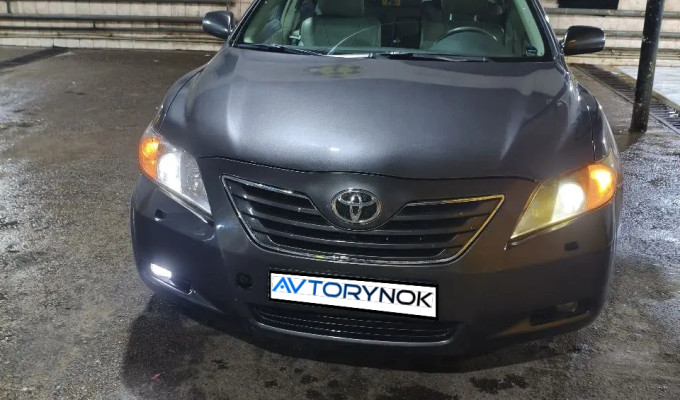 Toyota Camry 2006 года