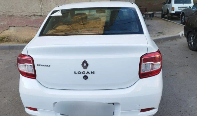 Renault Logan 2015 года