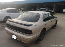 Nissan Maxima 1995 года