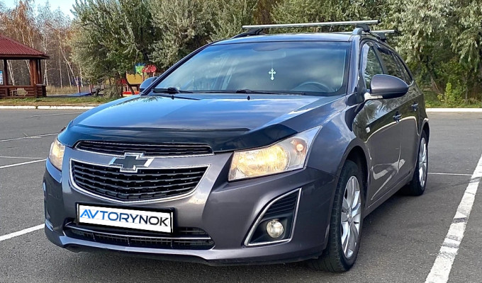 Chevrolet Cruze 2012 года