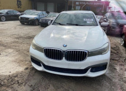 BMW 7 серия 2016 года