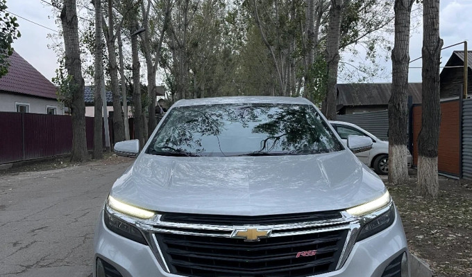 Chevrolet Equinox 2022 года