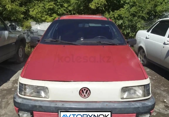 Volkswagen Passat 1990 года