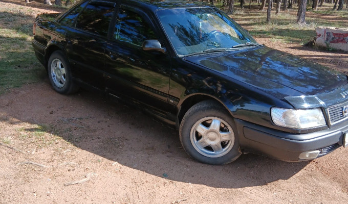 Audi 100 1993 года