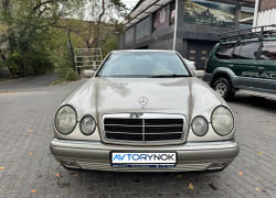 Mercedes-Benz E-Класс 1998 года