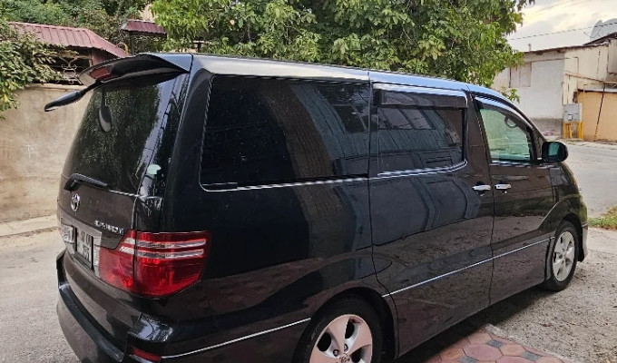 Toyota Alphard 2007 года