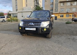 Mitsubishi Pajero 2011 года
