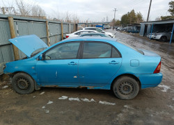 Toyota Corolla 2004 года