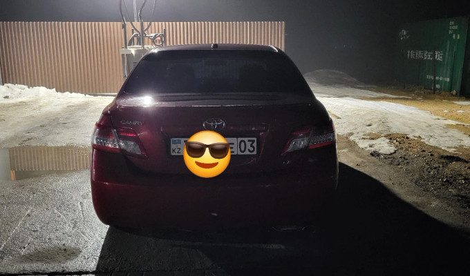 Toyota Camry 2010 года