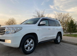 Toyota Land Cruiser 2011 года
