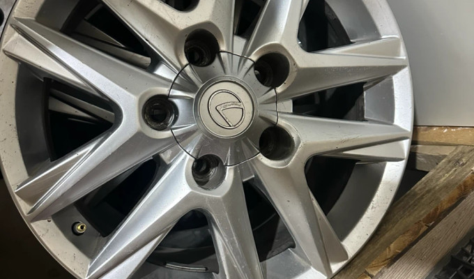 Продам диски R18
