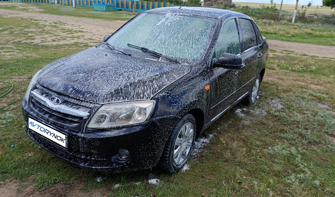 ВАЗ (Lada) Granta 2014 года