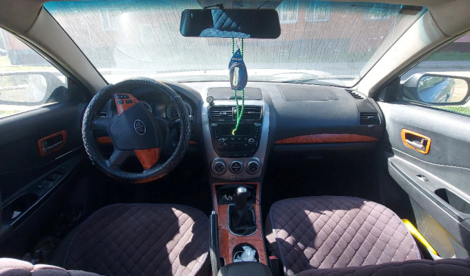 FAW Besturn B50 2014 года
