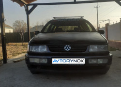 Volkswagen Passat 1993 года