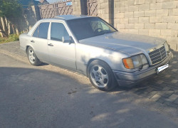 Mercedes-Benz E-Класс 1995 года