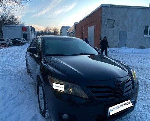 Toyota Camry 2010 года