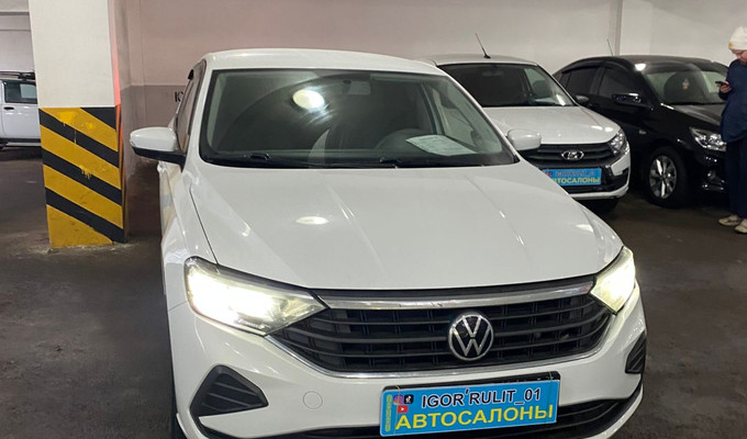 Volkswagen Polo 2021 года