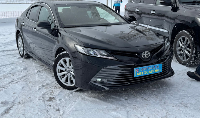 Toyota Camry 2018 года