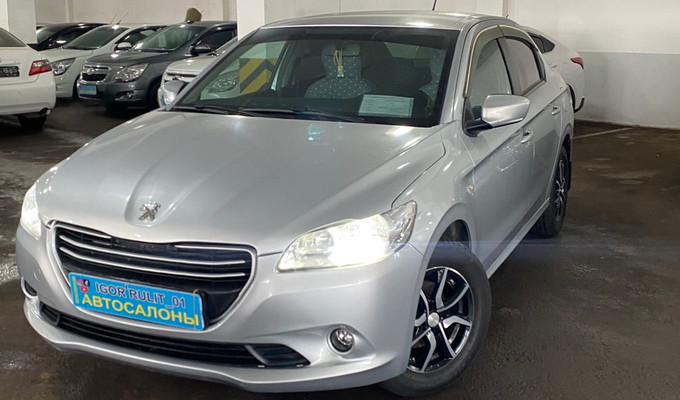 Peugeot 301 2015 года