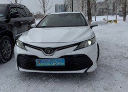 Toyota Camry 2020 года