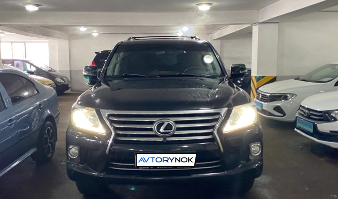 Lexus LX 2012 года