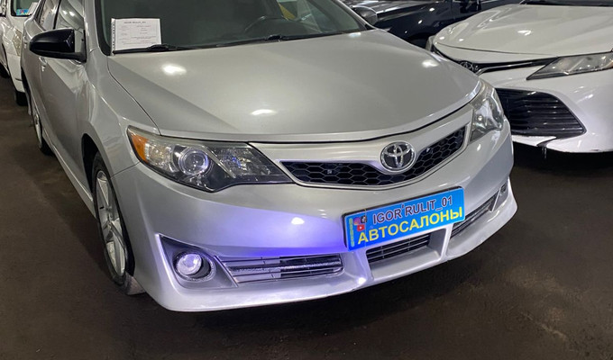 Toyota Camry 2014 года