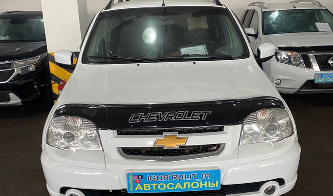 Chevrolet Niva 2012 года