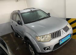 Mitsubishi Montero Sport 2012 года