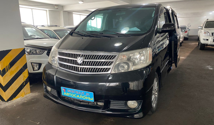 Toyota Alphard 2004 года