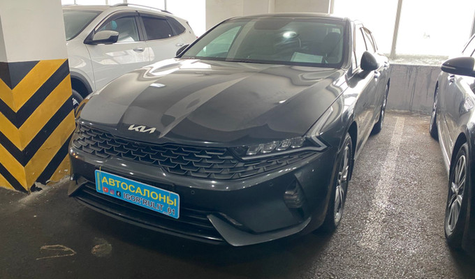 Kia K5 2022 года