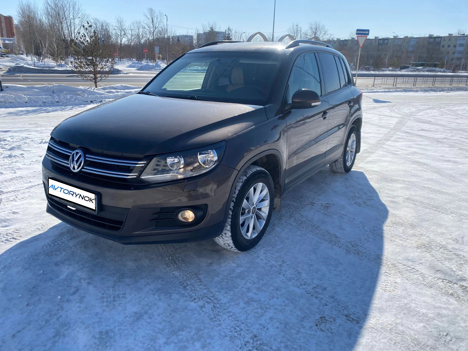 Volkswagen Tiguan, 2014