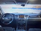 Lexus LX 2010 года