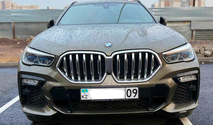 BMW X6 2019 года