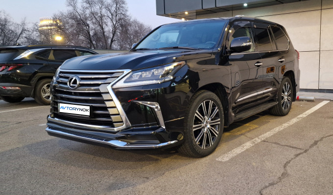 Lexus LX 2018 года