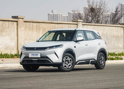 BYD Yuan Up 2026 года