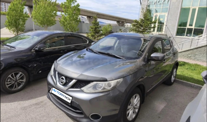 Nissan Qashqai 2015 года