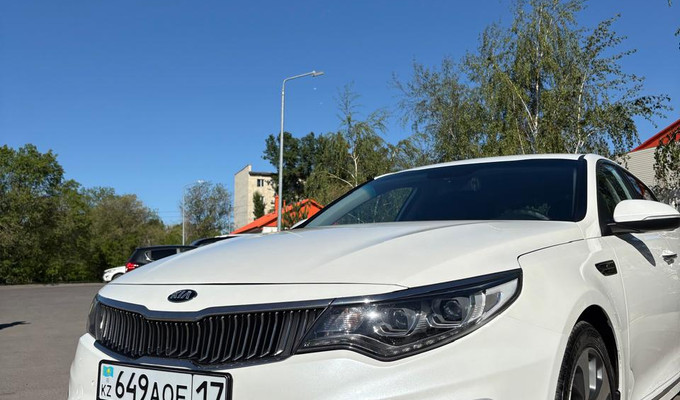 Kia K5 2018 года