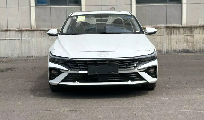 Hyundai Elantra 2026 года