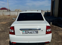 ВАЗ (Lada) Priora 2013 года