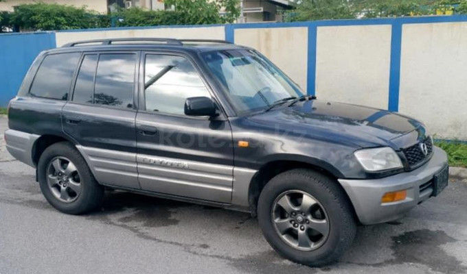 Toyota RAV4 1994 года