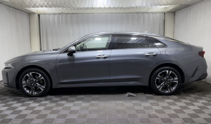 Kia K5 2025 года
