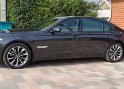 BMW 7 серия 2009 года