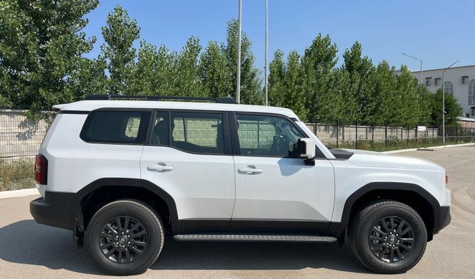 Toyota Land Cruiser Prado 2025 года