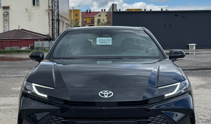 Toyota Camry 2026 года