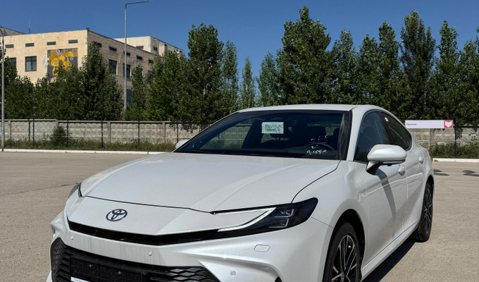 Toyota Camry 2026 года