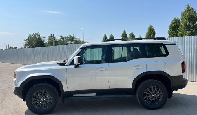 Toyota Land Cruiser Prado 2025 года