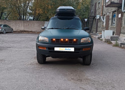 Toyota RAV4 1996 года