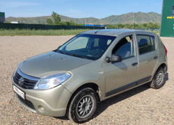 Renault Sandero 2013 года