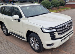 Toyota Land Cruiser 2023 года