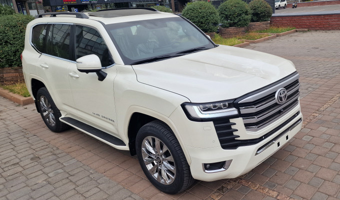 Toyota Land Cruiser 2023 года